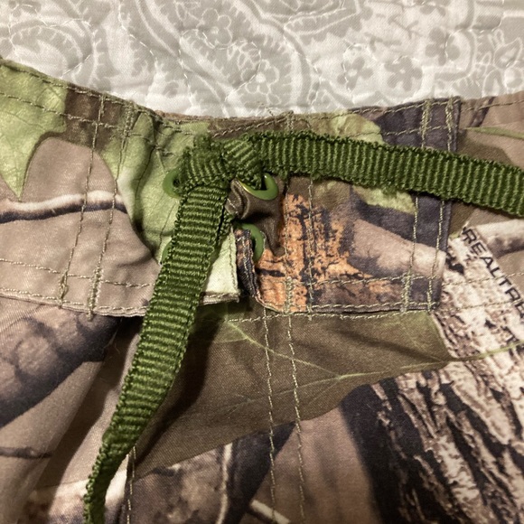RealTree Men’s Swimming Trunks - Picture 4 of 4